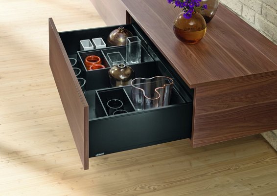 Ящик LEGRABOX pure TIP-ON BLUMOTION (высота C 177, глубина 500 мм, до 70 кг), для тонких фасадов, терра-черный